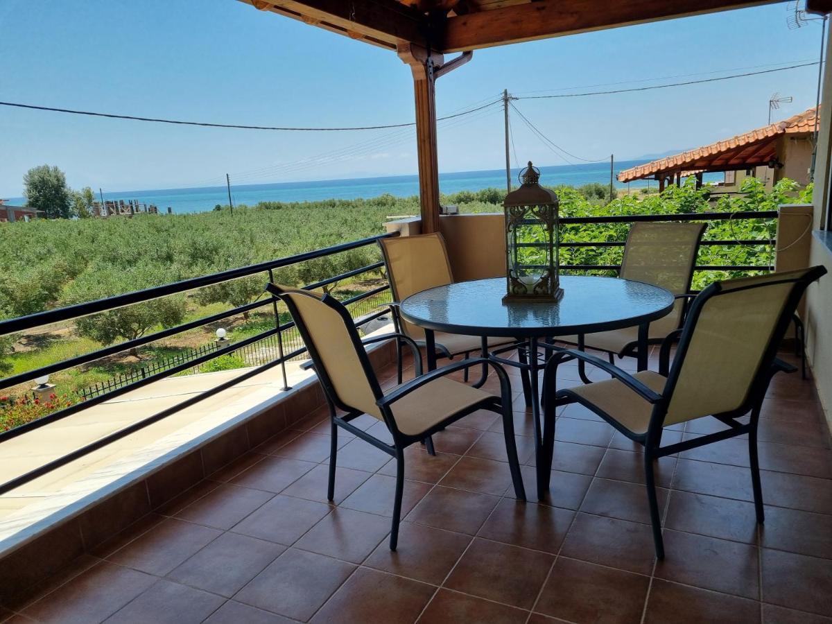 Smaragda Sea View Kariani