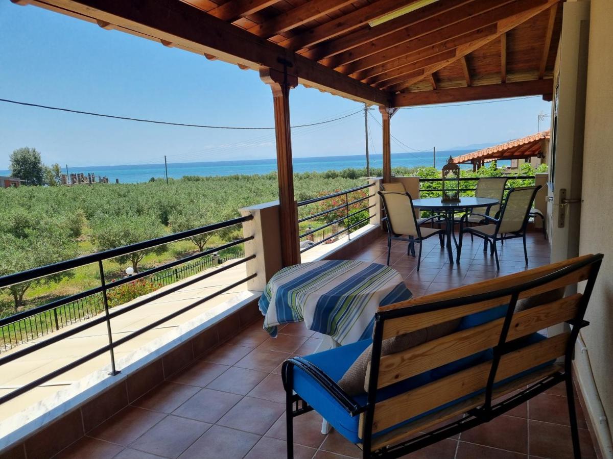Smaragda Sea View *