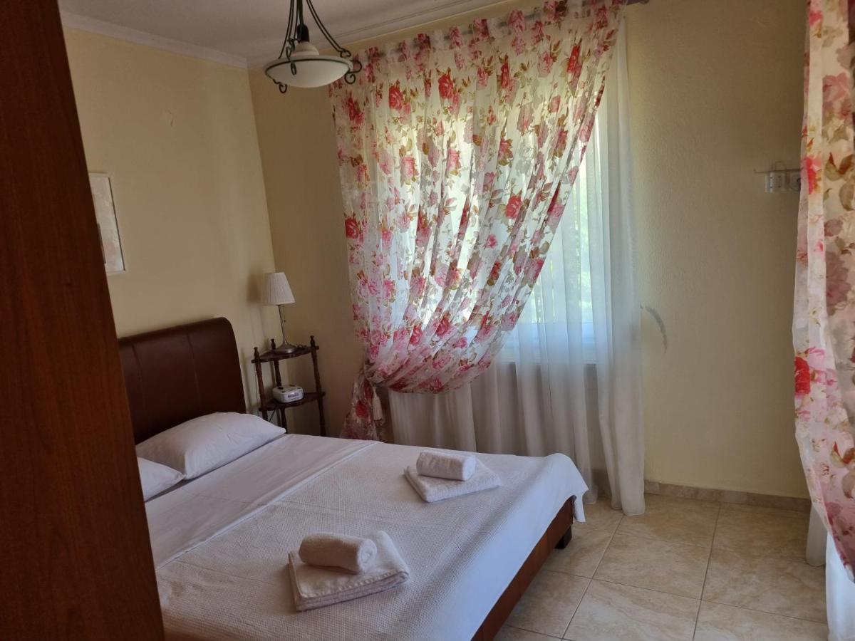 Smaragda Sea View Holiday home *